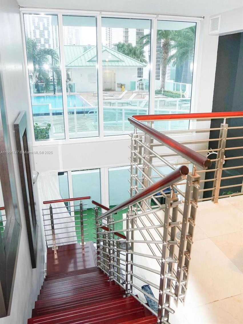 Small Image of 41 SOUTH EAST 5TH ST #705, Miami Number 7