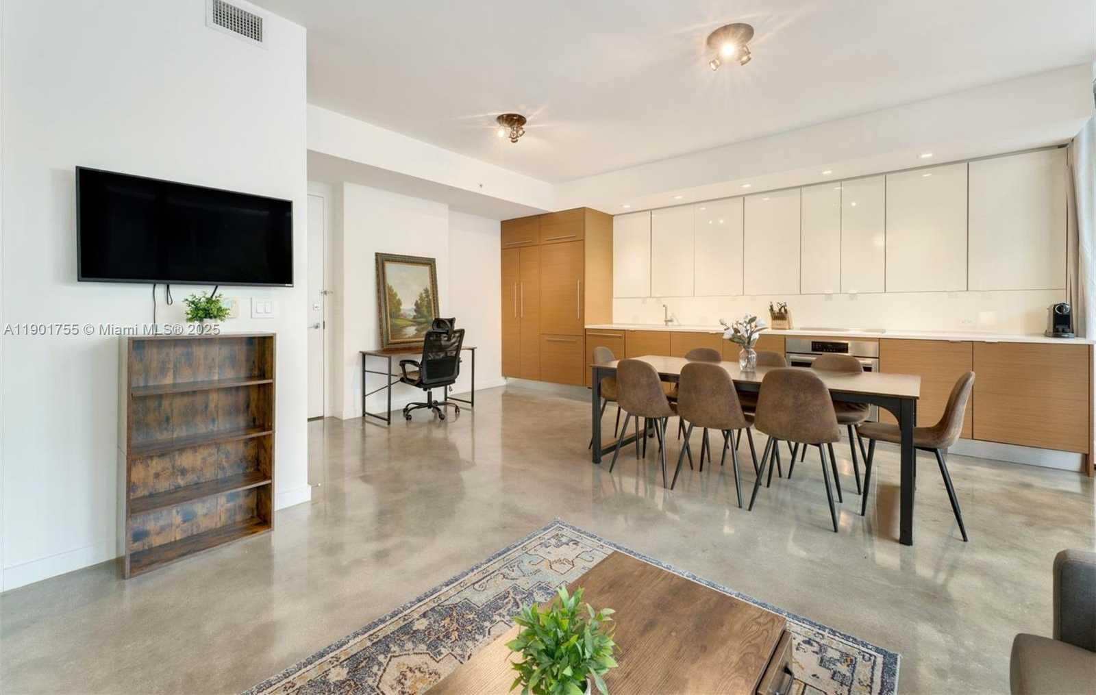 Small Image of 250 NORTH WEST 24TH ST #2B, Miami Number 7