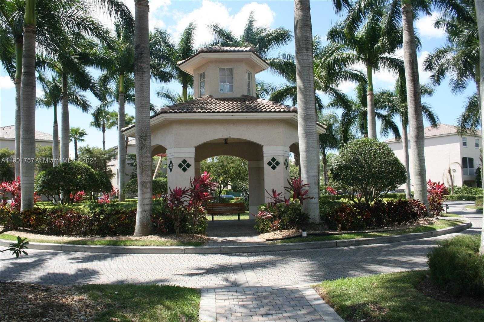 Small Image of 5755 NORTH WEST 115TH CT #107, Doral Number 14