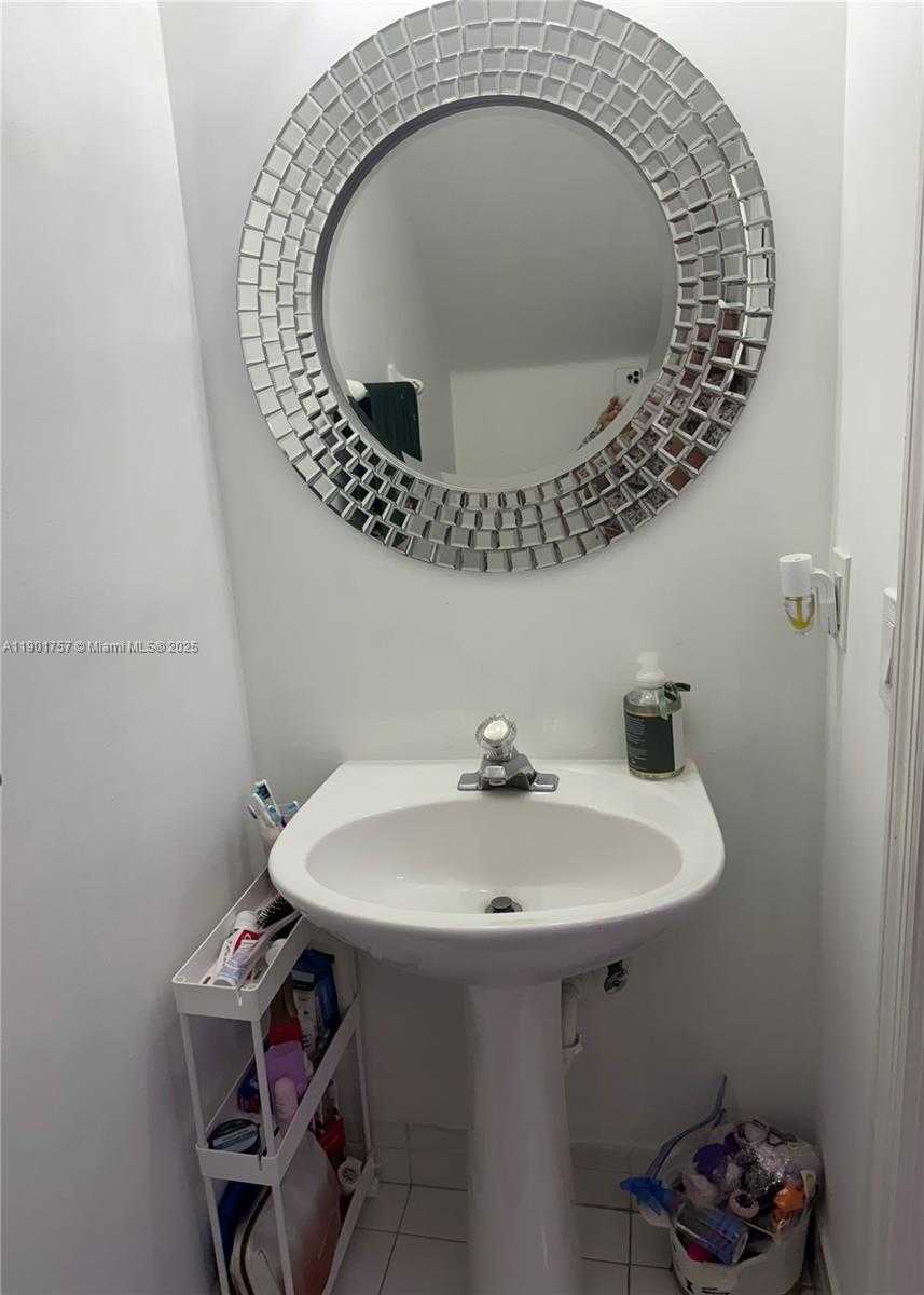 Small Image of 5755 NORTH WEST 115TH CT #107, Doral Number 17