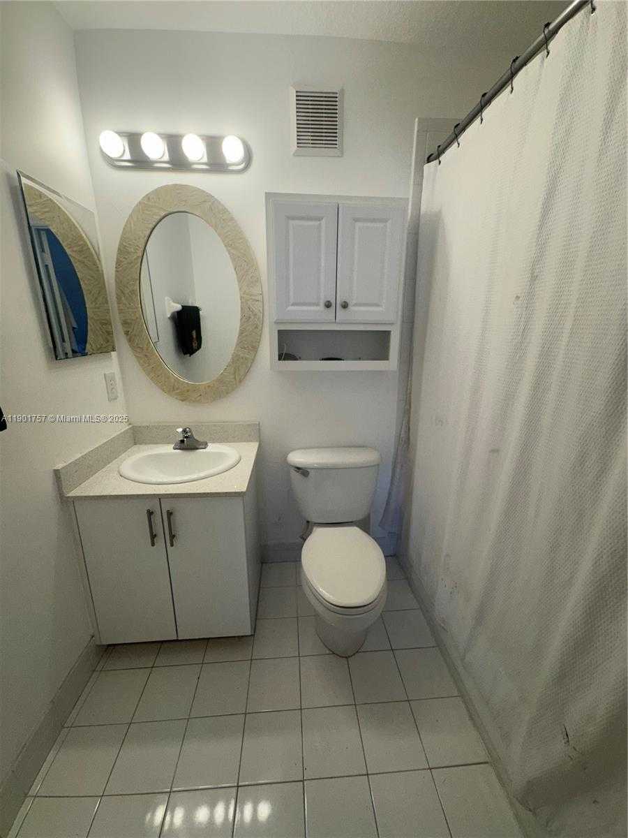 Small Image of 5755 NORTH WEST 115TH CT #107, Doral Number 21