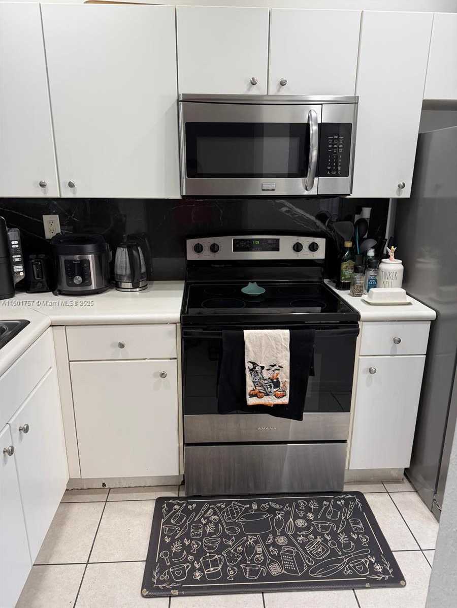 Small Image of 5755 NORTH WEST 115TH CT #107, Doral Number 6