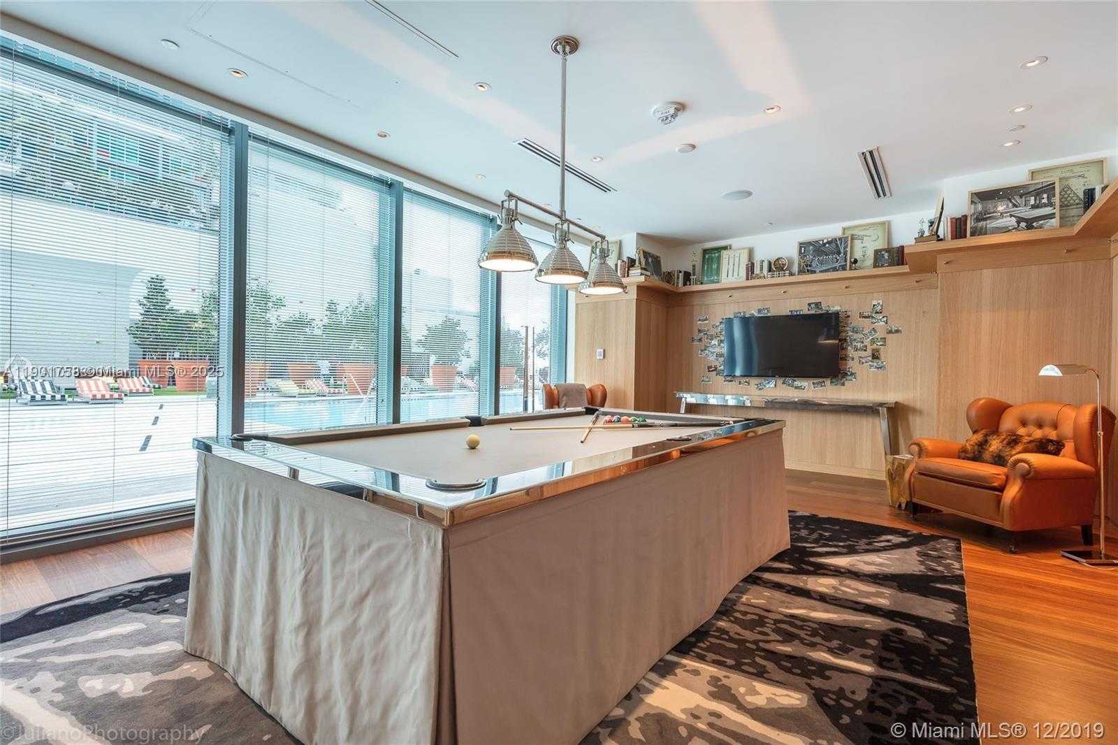 Imagen de Pequeño Objeto