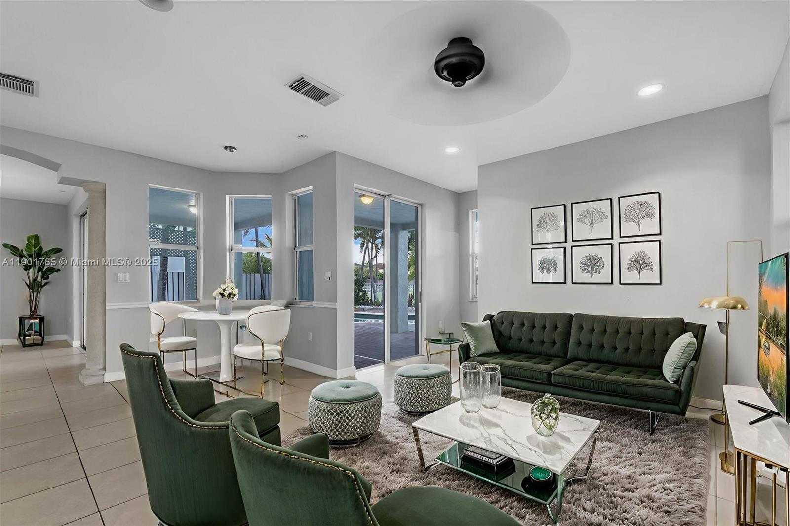 Small Image of 6425 SOUTH WEST 164TH AVE, Miami Number 18
