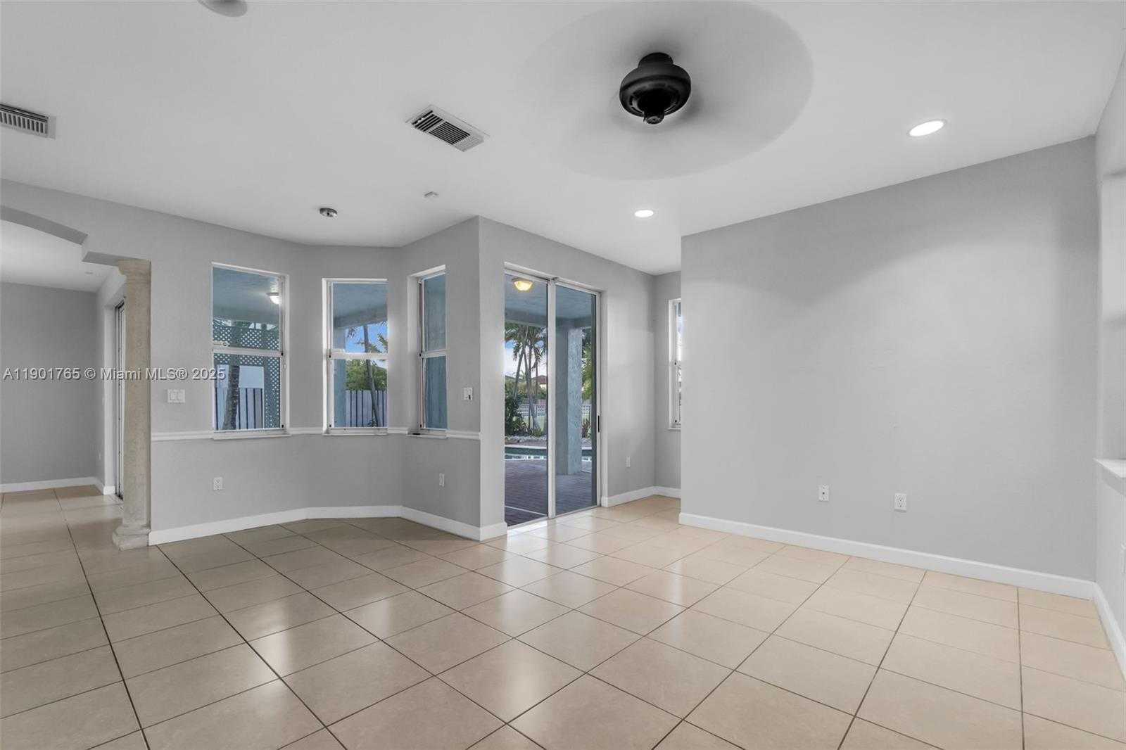 Small Image of 6425 SOUTH WEST 164TH AVE, Miami Number 19