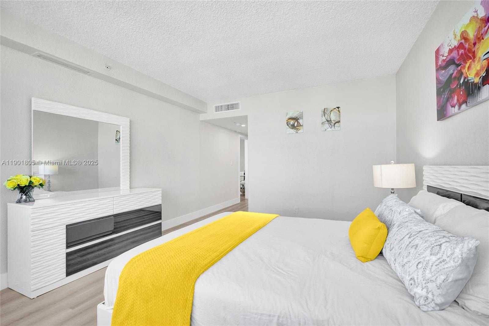 Small Image of 2501 SOUTH OCEAN DR #1128 Available Dec 26), Hollywood Number 14