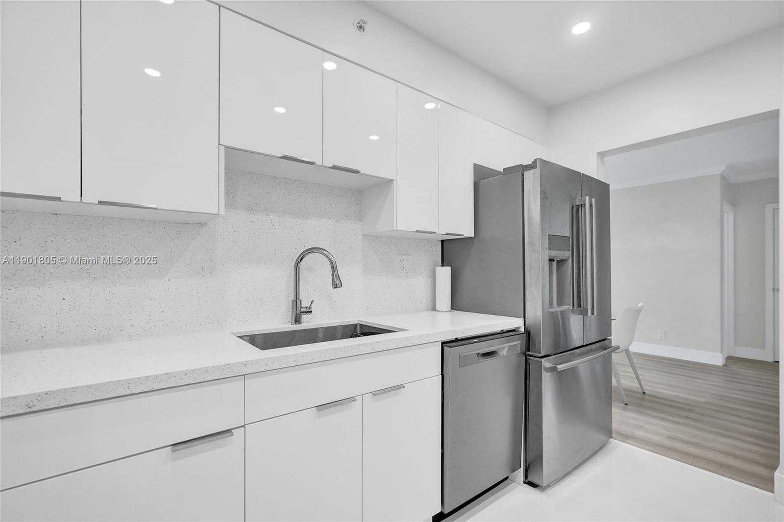 Small Image of 2501 SOUTH OCEAN DR #1128 Available Dec 26), Hollywood Number 19