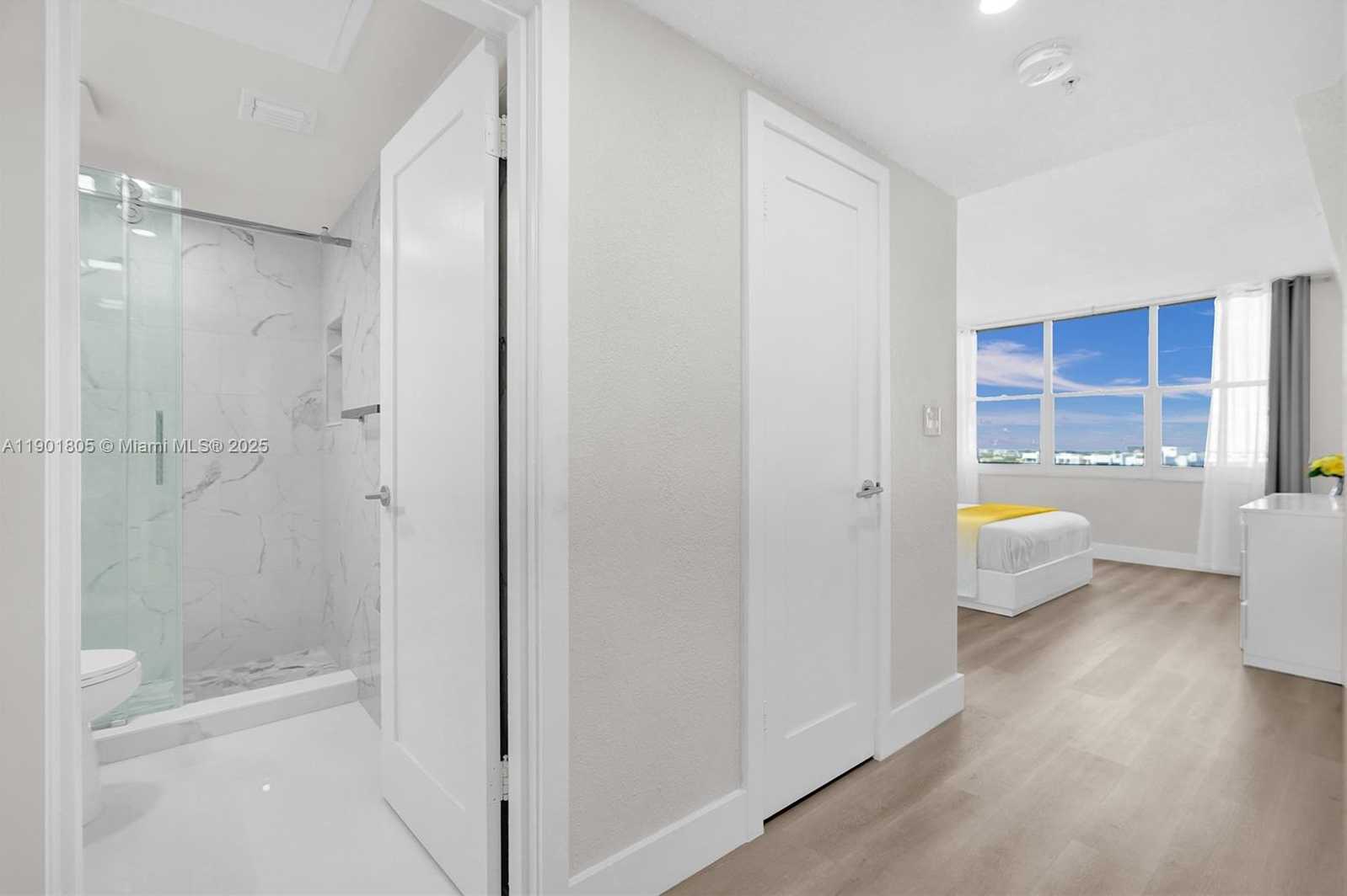 Small Image of 2501 SOUTH OCEAN DR #1128 Available Dec 26), Hollywood Number 9