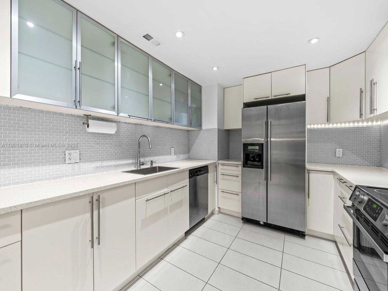 Small Image of 600 BILTMORE WAY #902, Coral Gables Number 18