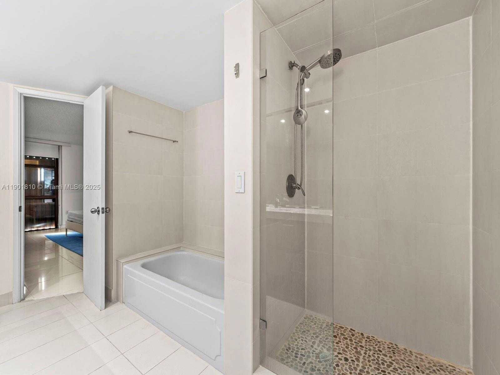 Small Image of 600 BILTMORE WAY #902, Coral Gables Number 20