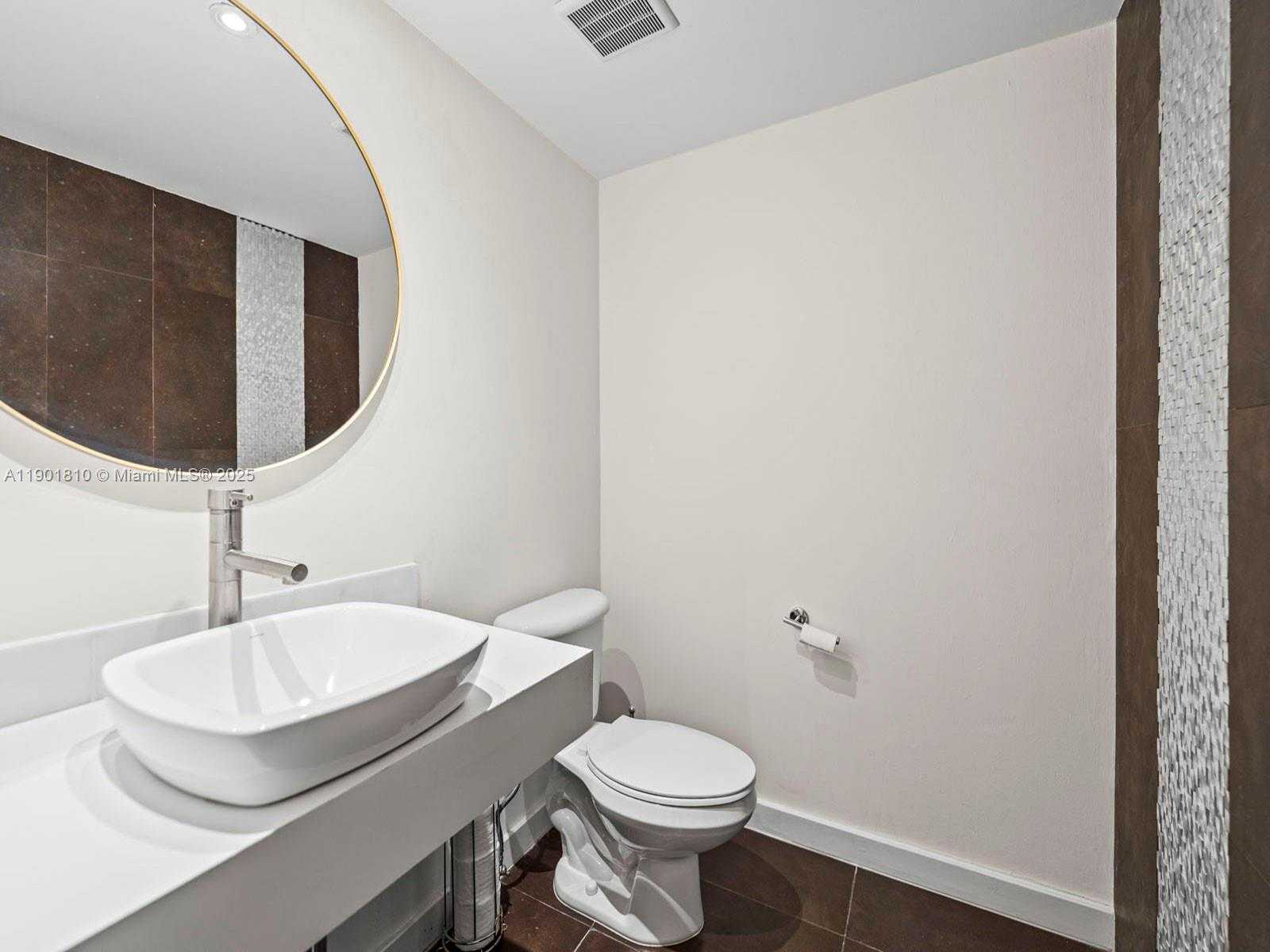 Small Image of 600 BILTMORE WAY #902, Coral Gables Number 24