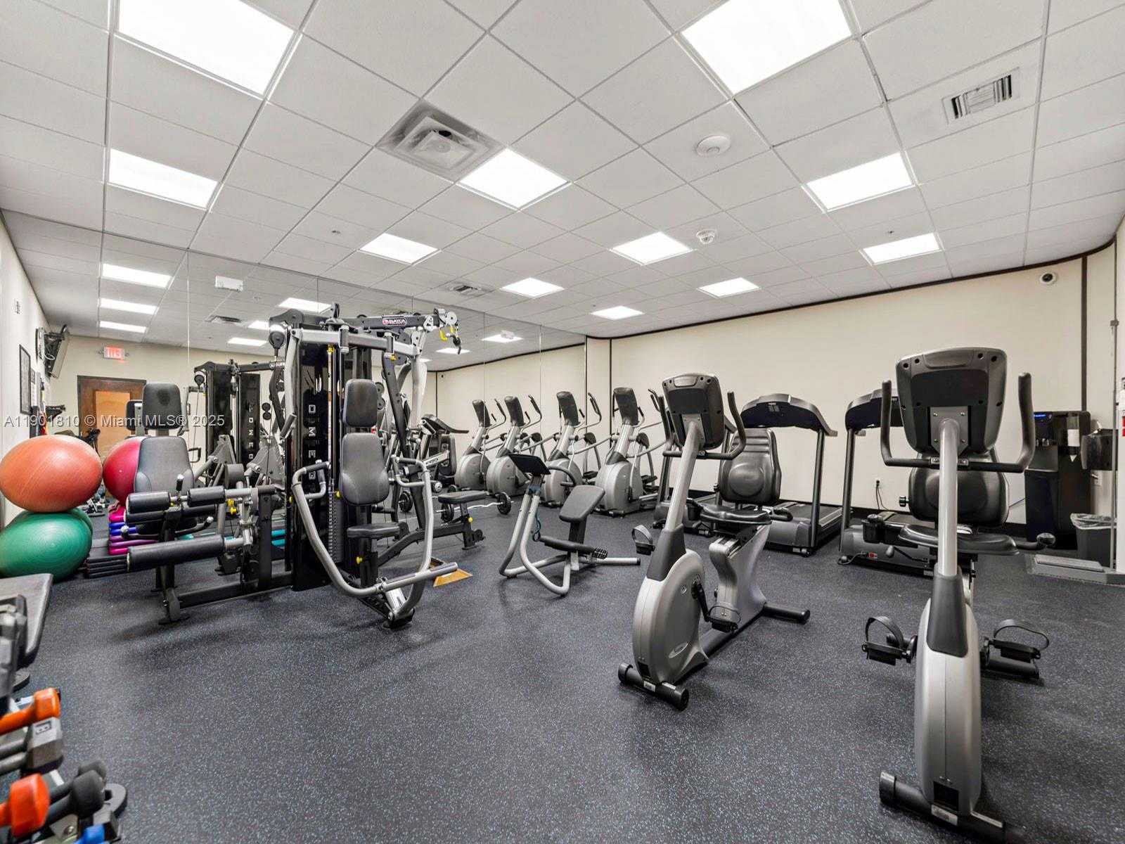 Small Image of 600 BILTMORE WAY #902, Coral Gables Number 34