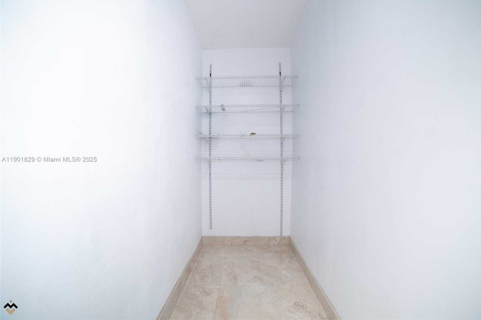 Small Image of 12615 EAST RANDALL PARK DR, Miami Number 13