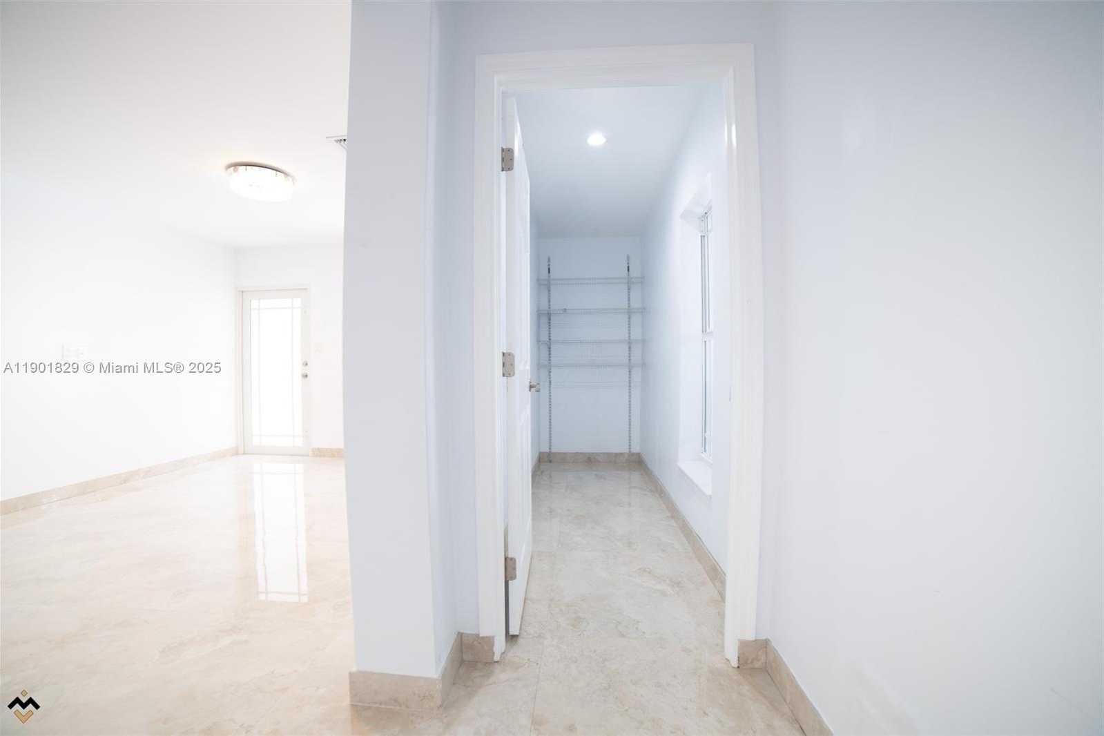 Small Image of 12615 EAST RANDALL PARK DR, Miami Number 14