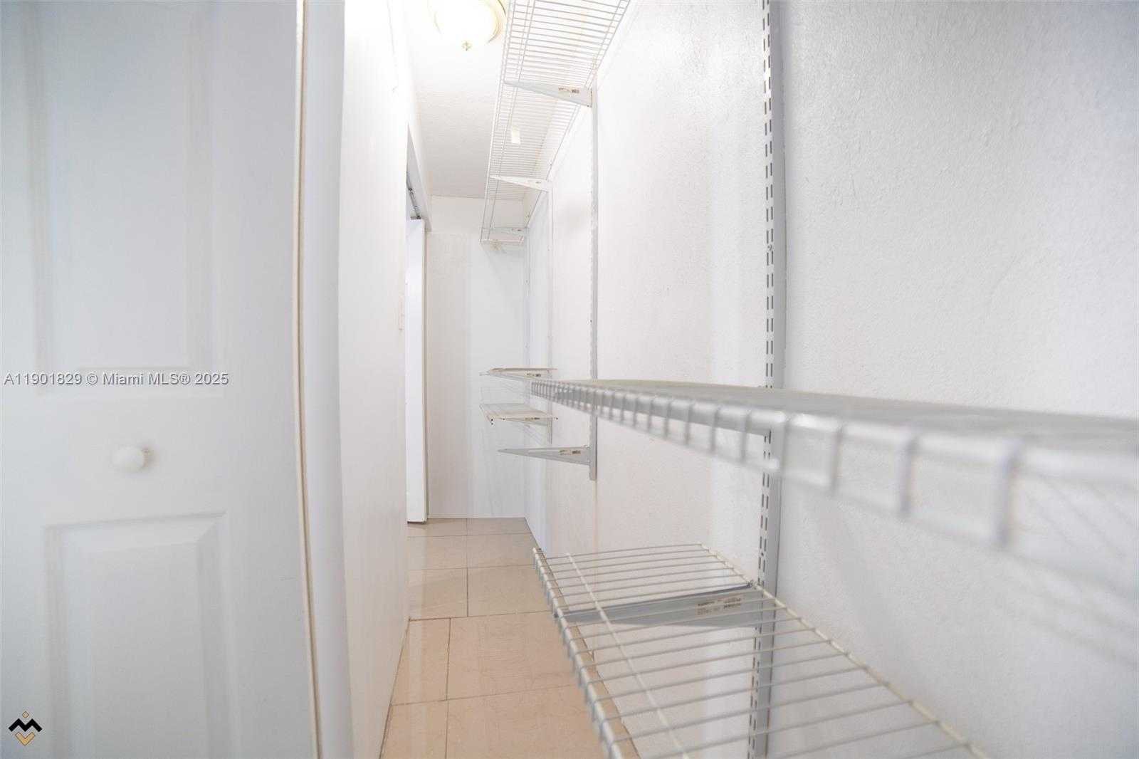 Small Image of 12615 EAST RANDALL PARK DR, Miami Number 22