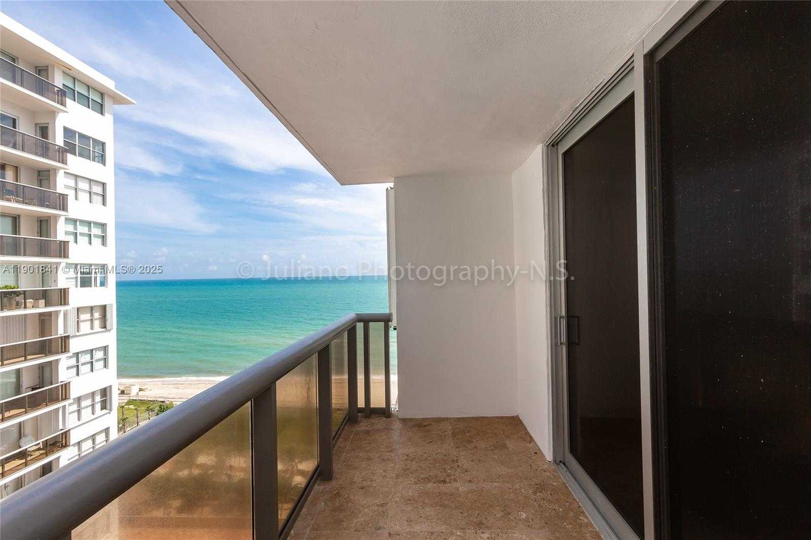 Small Image of 6039 COLLINS AVE #1415, Miami Beach Number 25