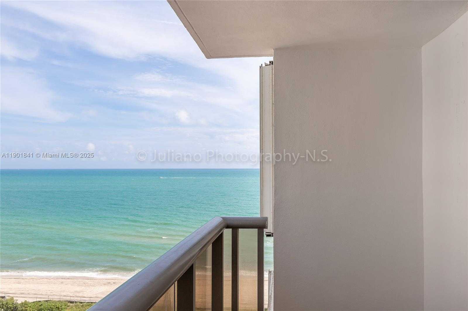 Small Image of 6039 COLLINS AVE #1415, Miami Beach Number 27