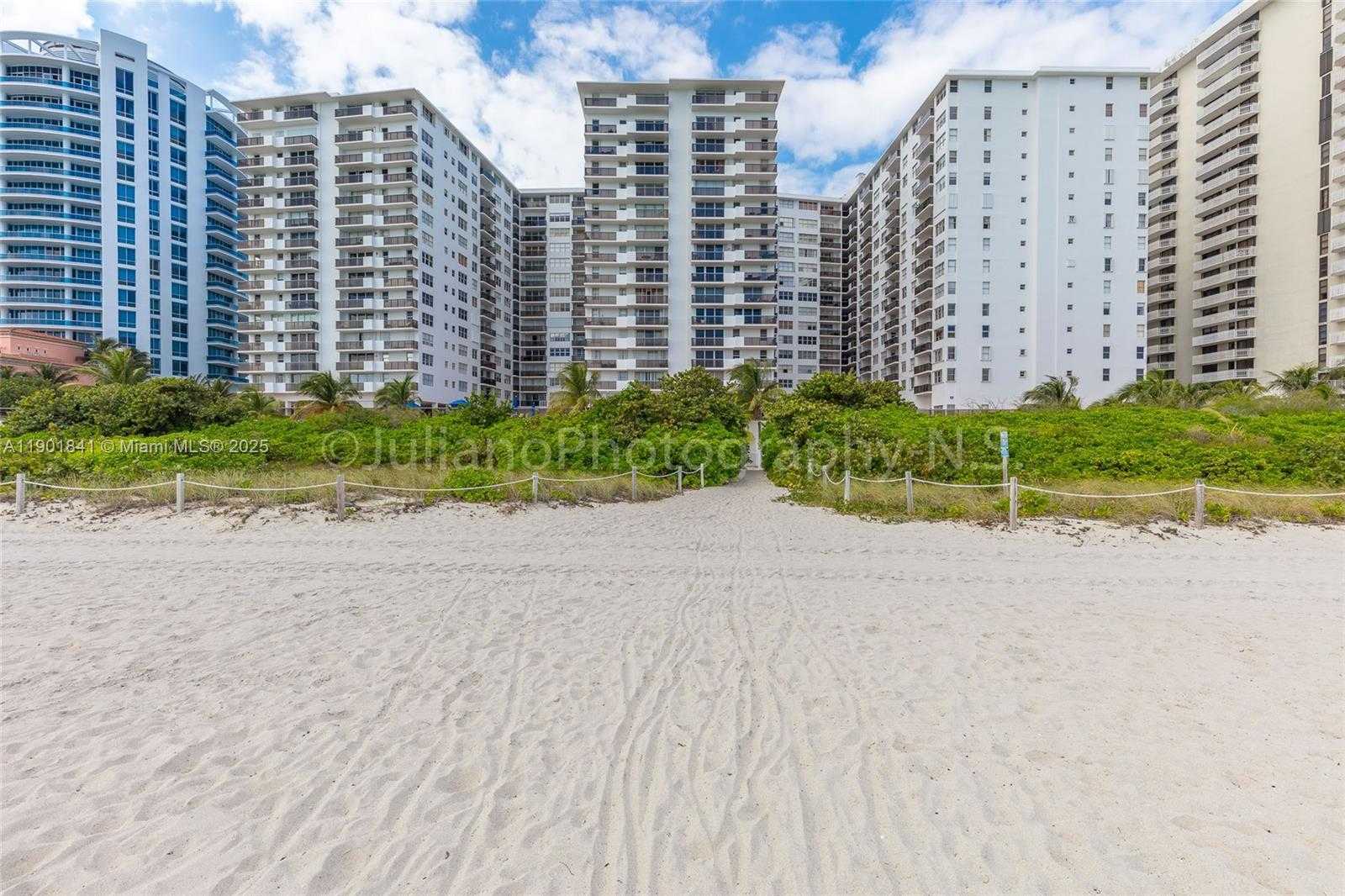 Small Image of 6039 COLLINS AVE #1415, Miami Beach Number 29