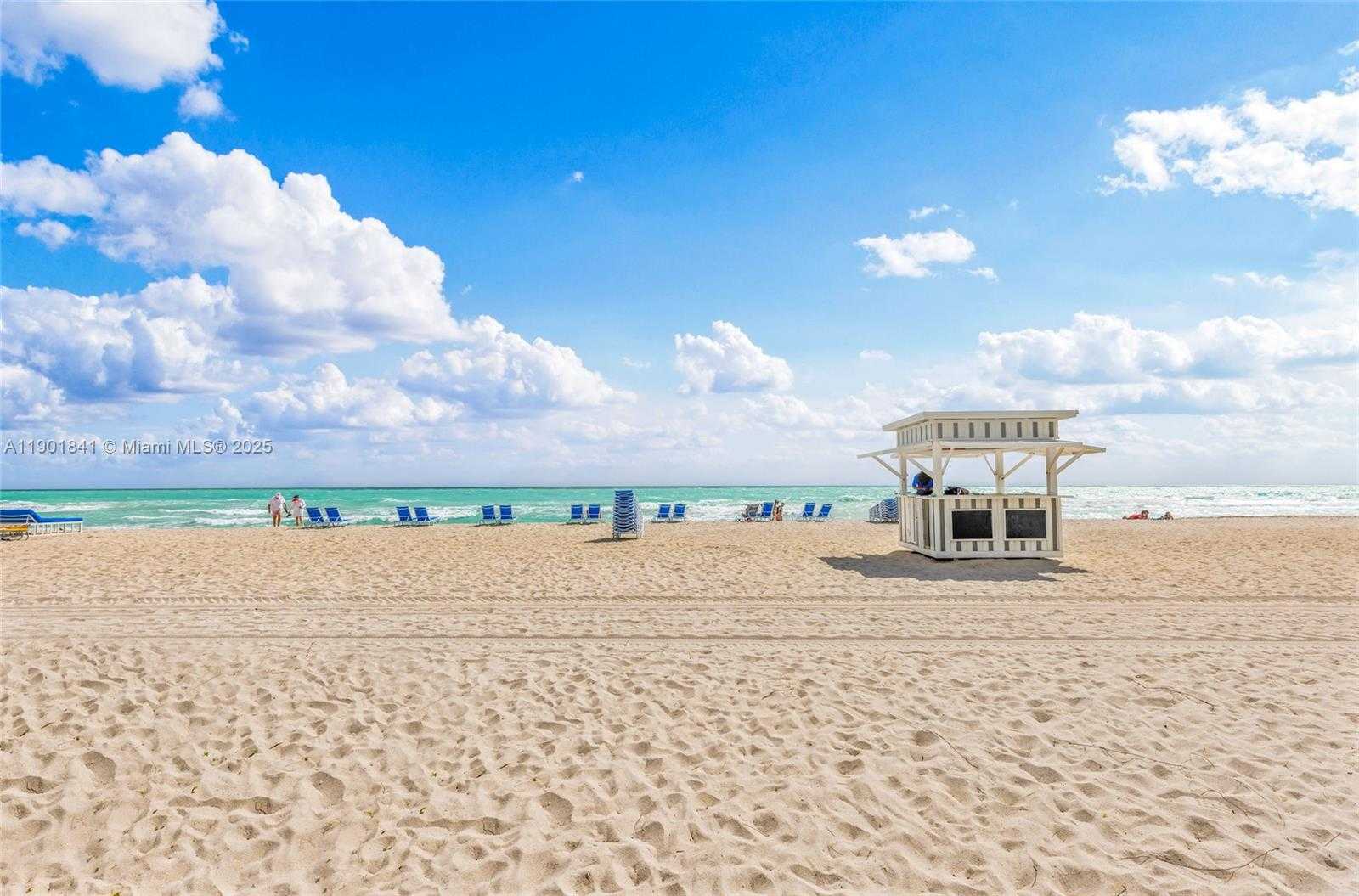 Small Image of 6039 COLLINS AVE #1415, Miami Beach Number 40