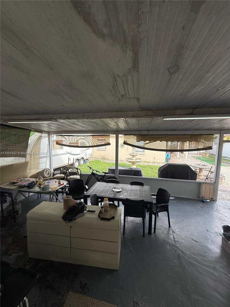 Small Image of 571 EAST 59TH ST #A, Hialeah Number 18