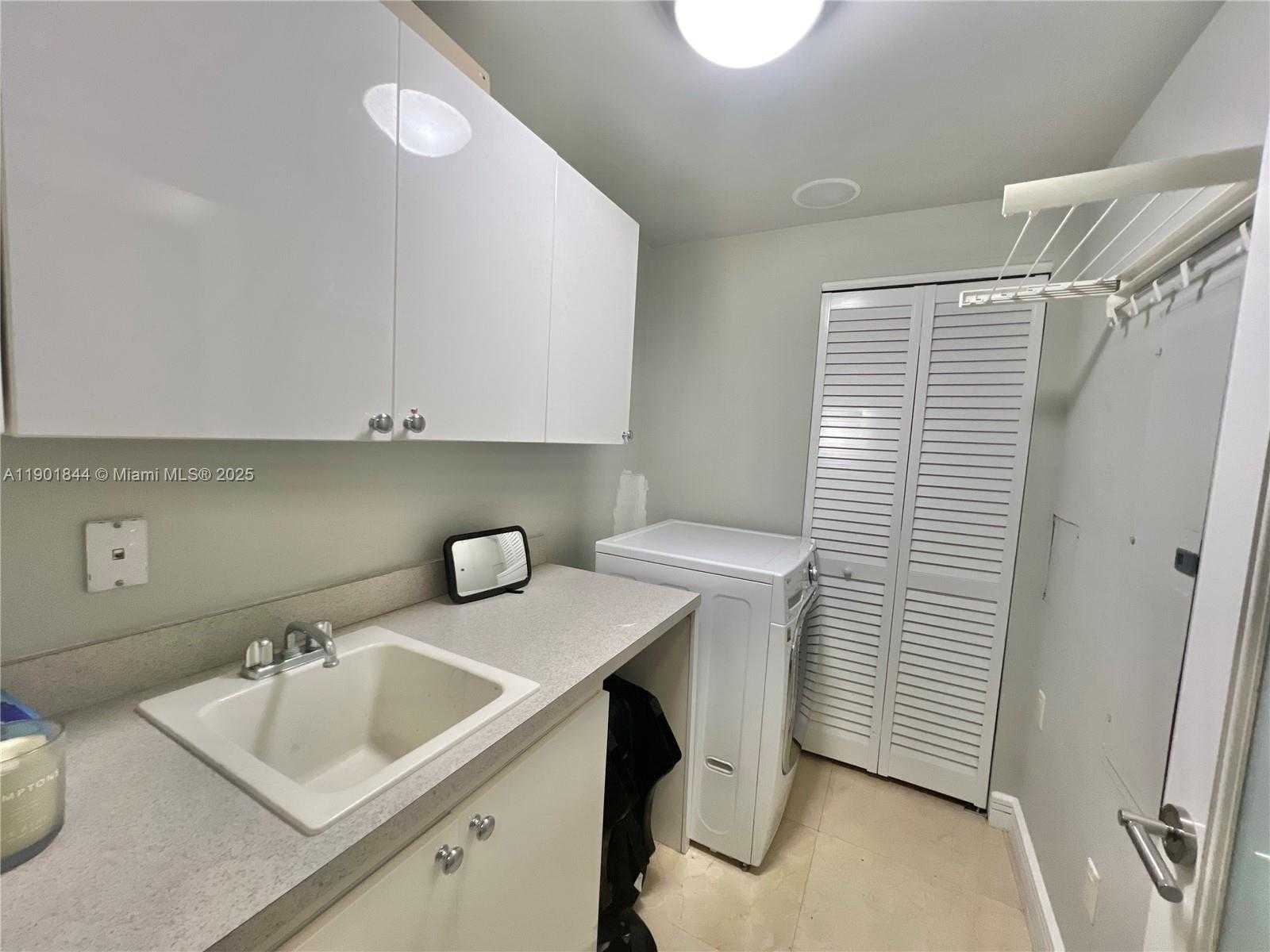 Small Image of 17875 COLLINS AVE #4305, Sunny Isles Beach Number 25
