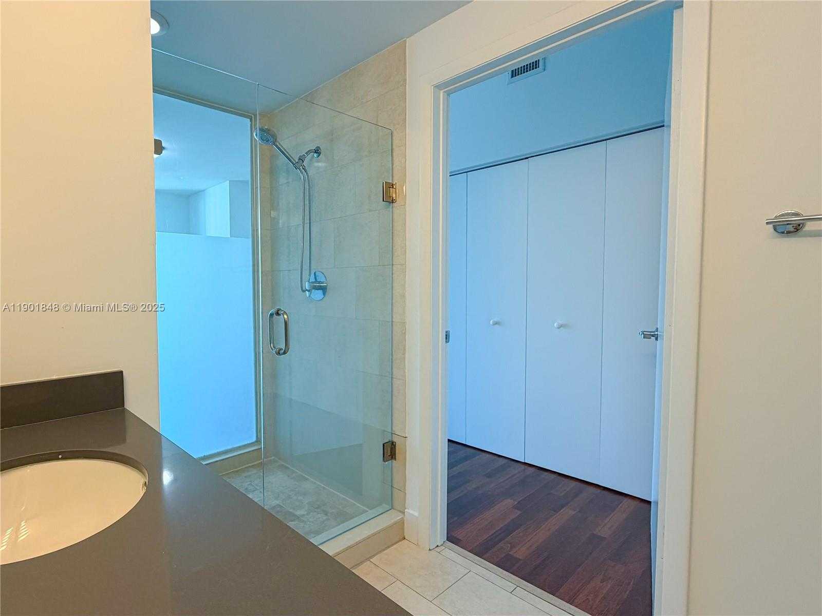 Small Image of 90 SOUTH WEST 3RD ST #2401, Miami Number 29