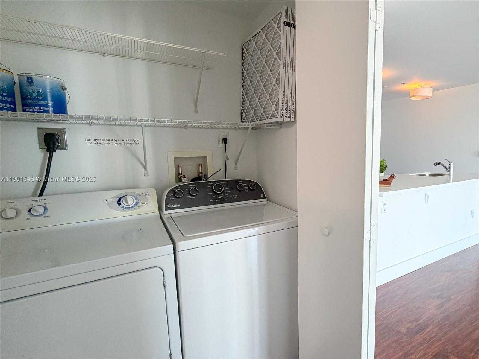 Small Image of 90 SOUTH WEST 3RD ST #2401, Miami Number 36