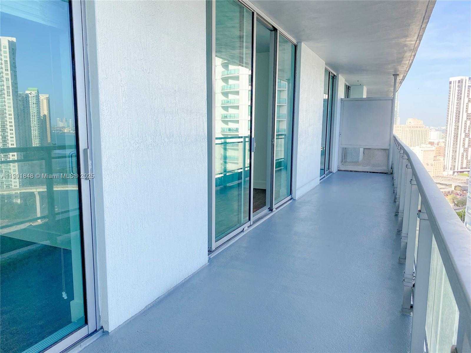 Small Image of 90 SOUTH WEST 3RD ST #2401, Miami Number 45