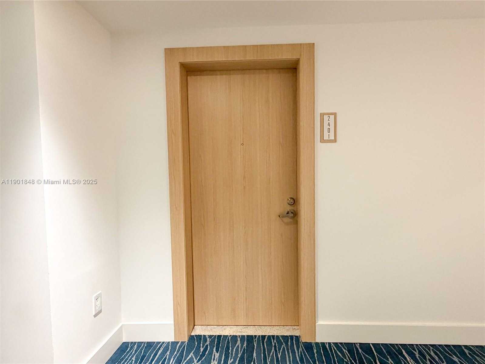 Small Image of 90 SOUTH WEST 3RD ST #2401, Miami Number 50