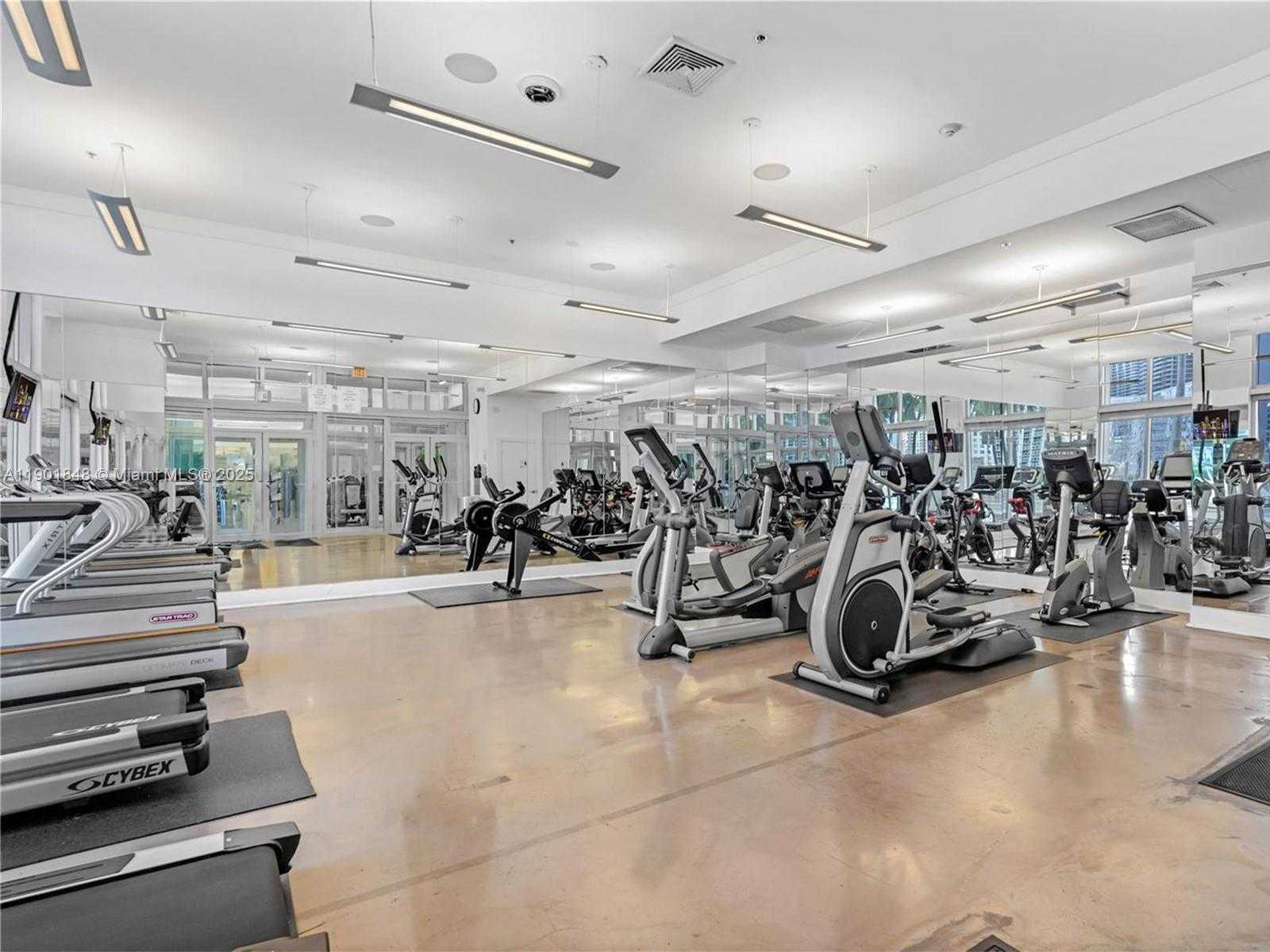 Small Image of 90 SOUTH WEST 3RD ST #2401, Miami Number 56