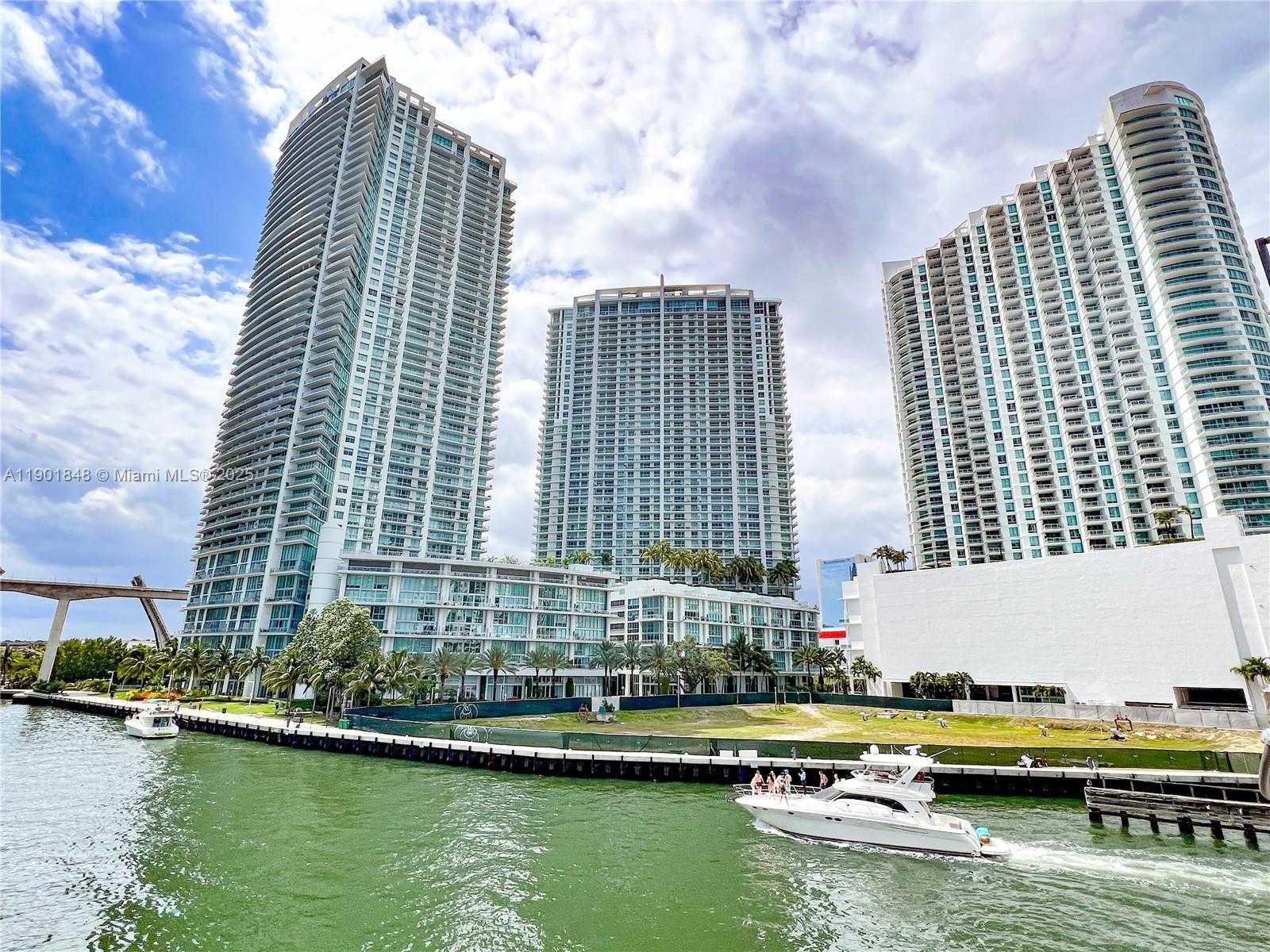 Small Image of 90 SOUTH WEST 3RD ST #2401, Miami Number 65