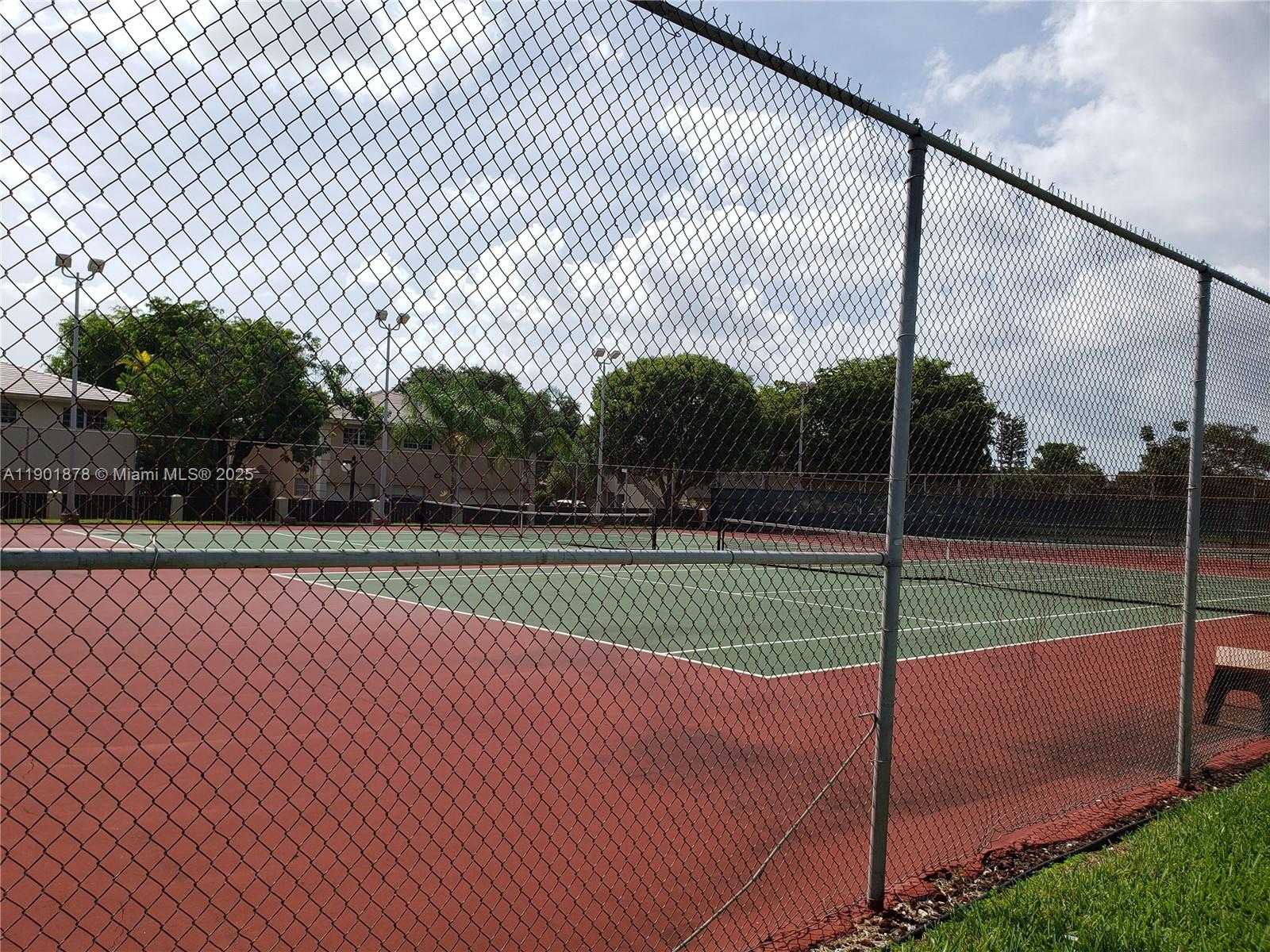 Small Image of 7701 CAMINO REAL #A202, Miami Number 31