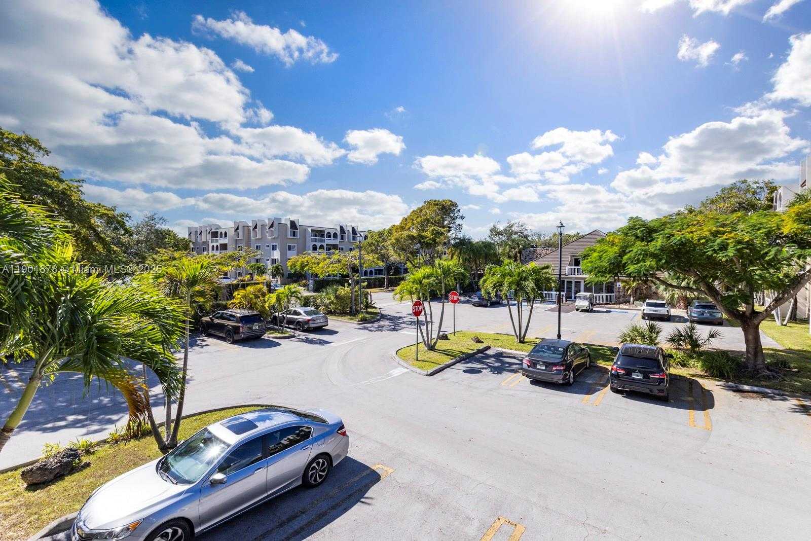 Small Image of 7701 CAMINO REAL #A202, Miami Number 36