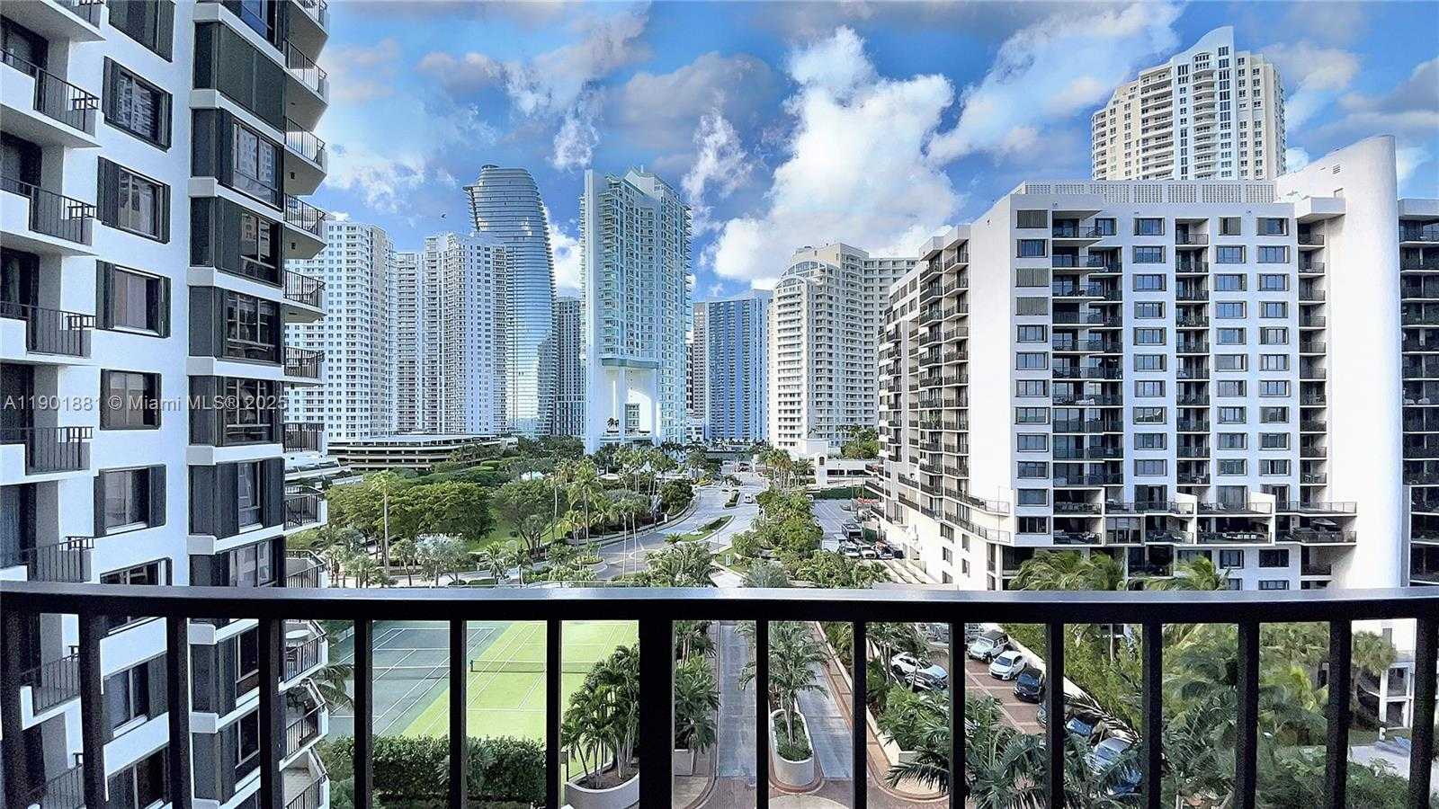 Small Image of 520 BRICKELL KEY DR #A1010, Miami Number 7