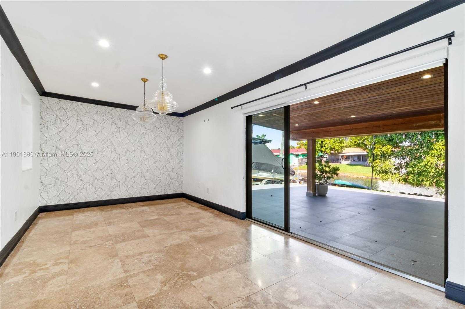 Small Image of 10981 SOUTH WEST 47TH ST, Miami Number 14