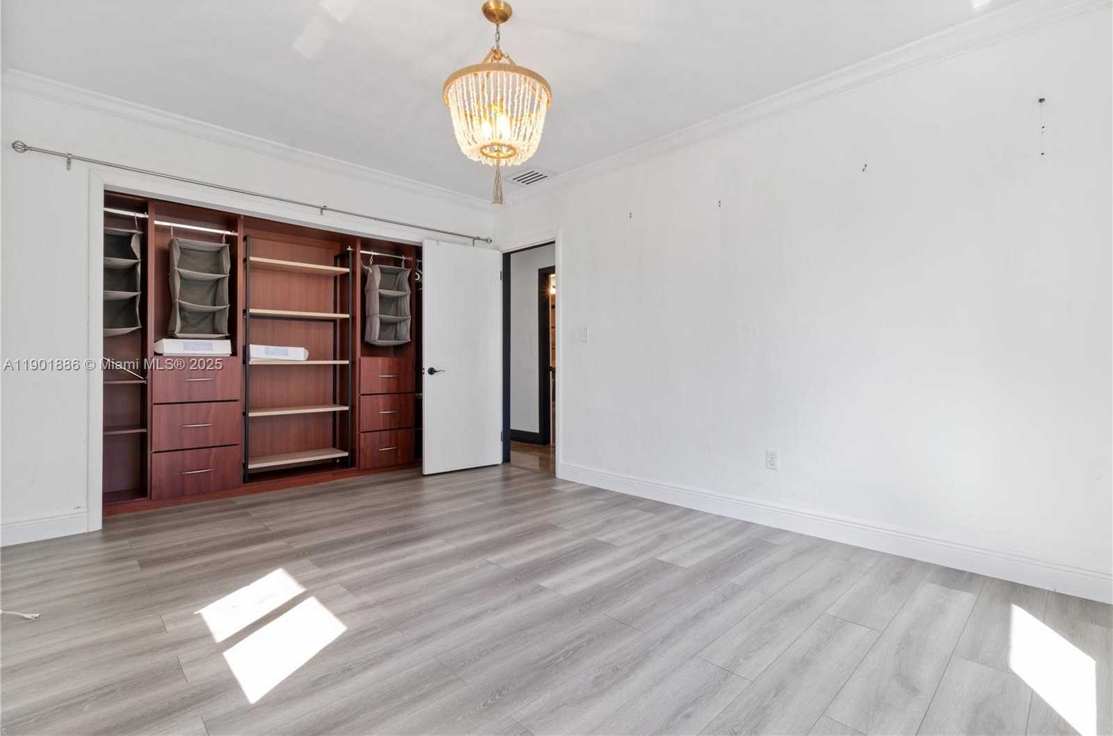 Small Image of 10981 SOUTH WEST 47TH ST, Miami Number 19