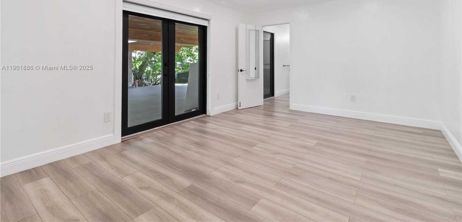 Small Image of 10981 SOUTH WEST 47TH ST, Miami Number 20