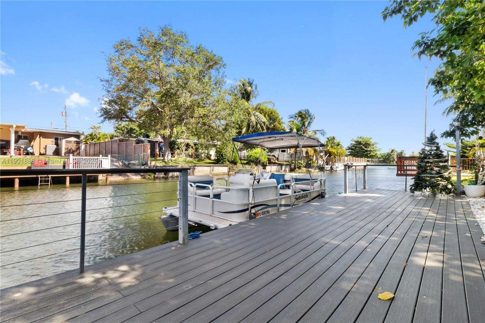 Small Image of 10981 SOUTH WEST 47TH ST, Miami Number 24