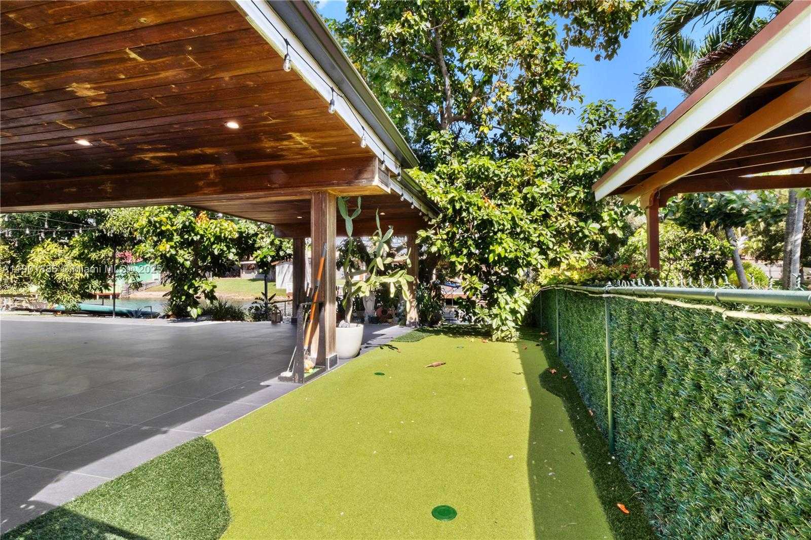 Small Image of 10981 SOUTH WEST 47TH ST, Miami Number 7