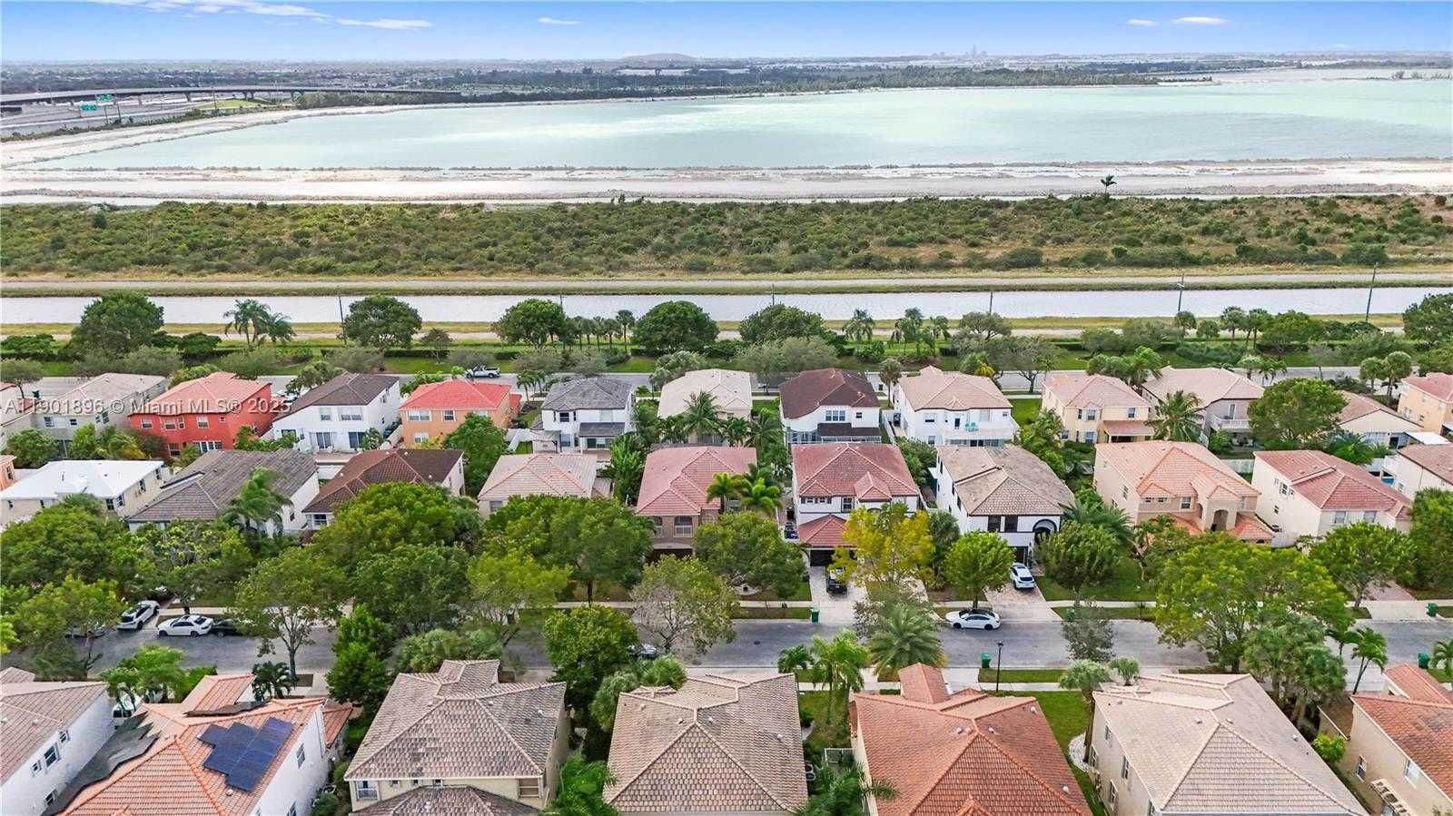 Imagen de Pequeño Objeto