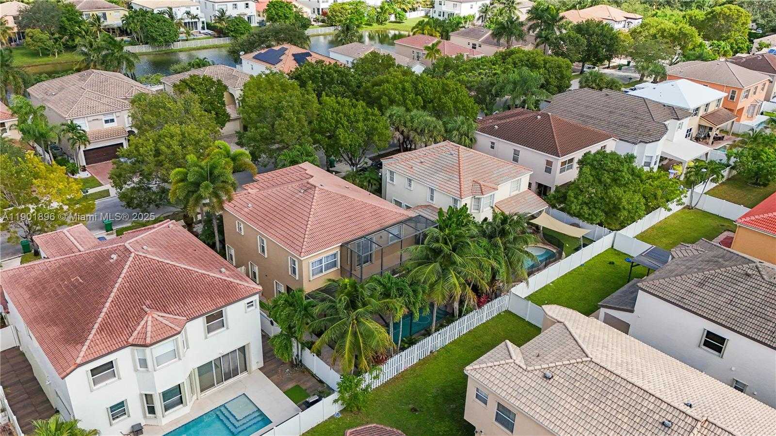 Imagen de Pequeño Objeto