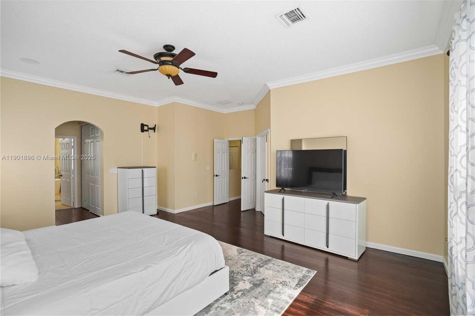 Imagen de Pequeño Objeto