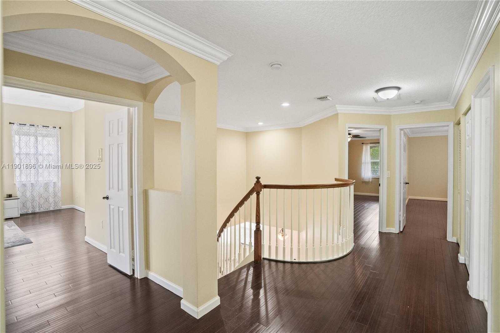 Imagen de Pequeño Objeto