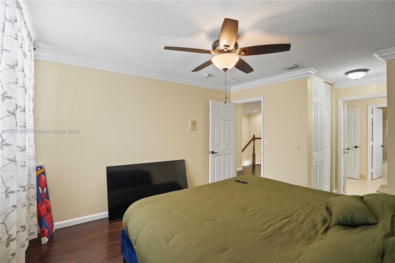 Imagen de Pequeño Objeto