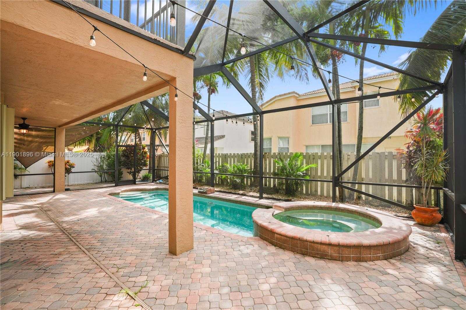 Imagen de Pequeño Objeto