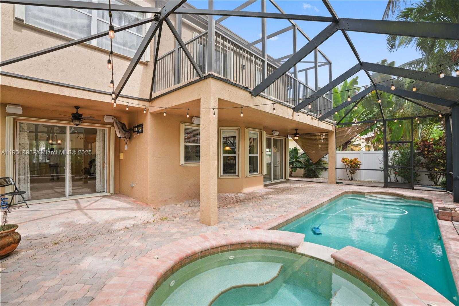 Imagen de Pequeño Objeto