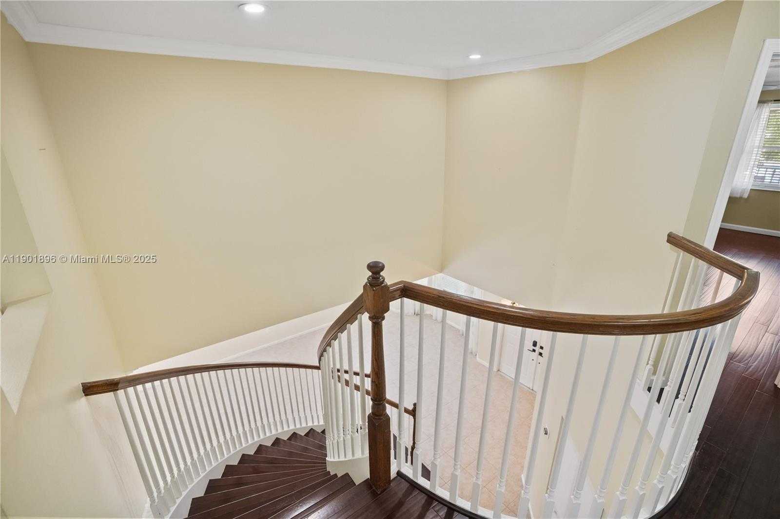 Imagen de Pequeño Objeto