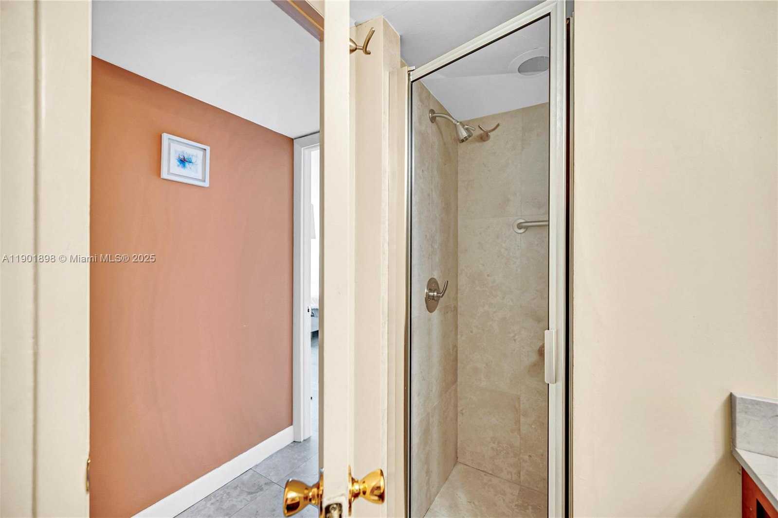 Small Image of 11 ISLAND AVE #1608, Miami Beach Number 11