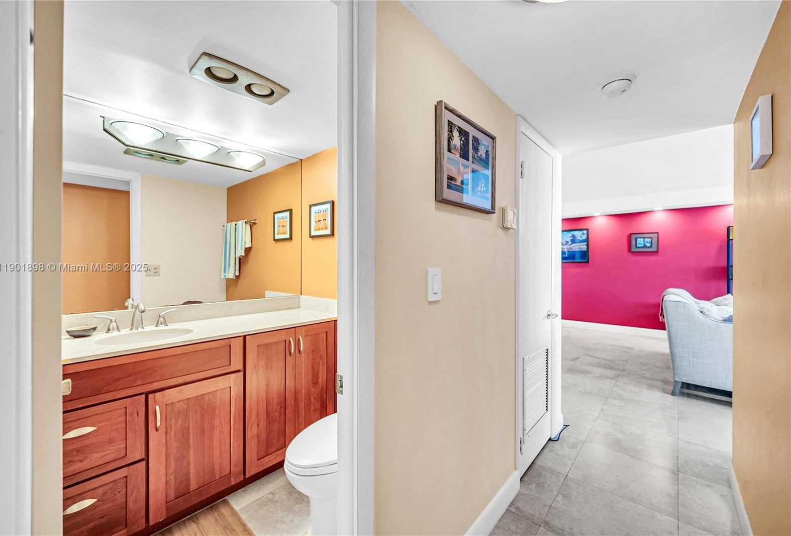 Small Image of 11 ISLAND AVE #1608, Miami Beach Number 15