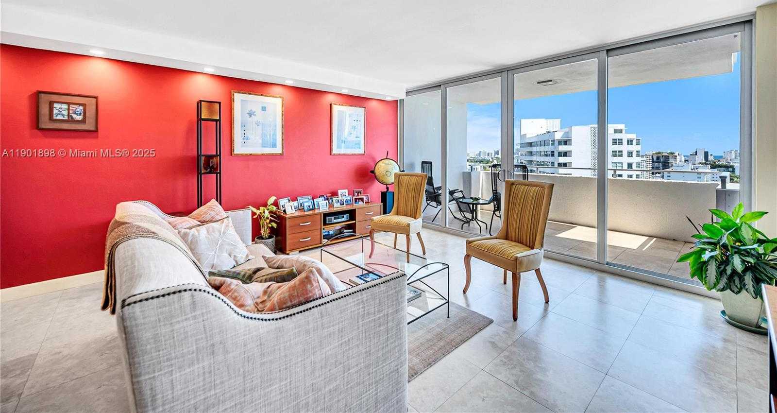 Small Image of 11 ISLAND AVE #1608, Miami Beach Number 2